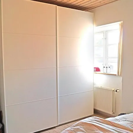 Stunning In With Kitchen Apartment *